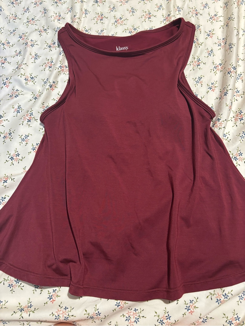 Klassy Women's Sleeveless Tank Top - Wine w/ built-in bra